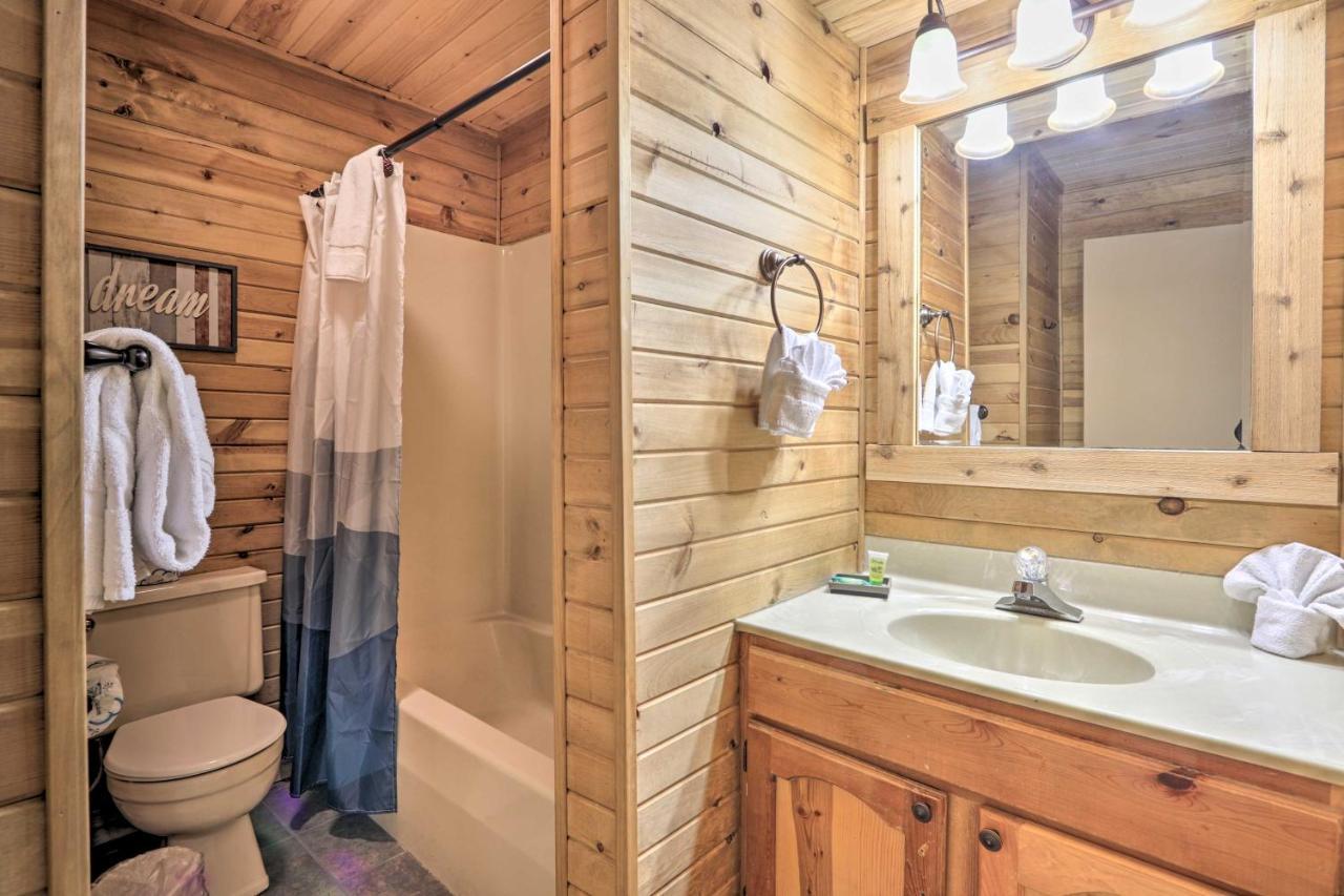 Gatlinburg Escape With Hot Tub, Deck And Mtn View Vila Exterior foto