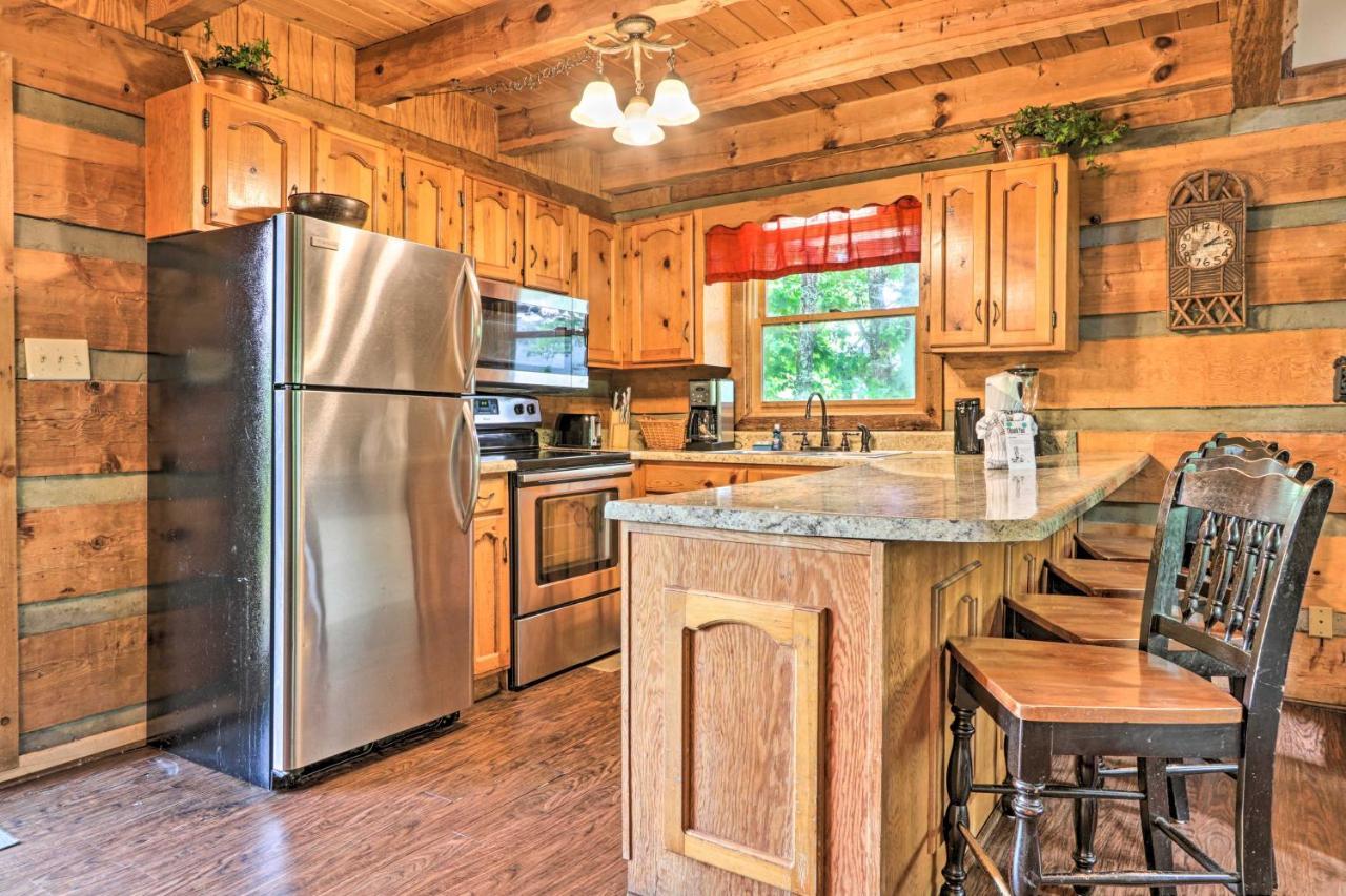 Gatlinburg Escape With Hot Tub, Deck And Mtn View Vila Exterior foto